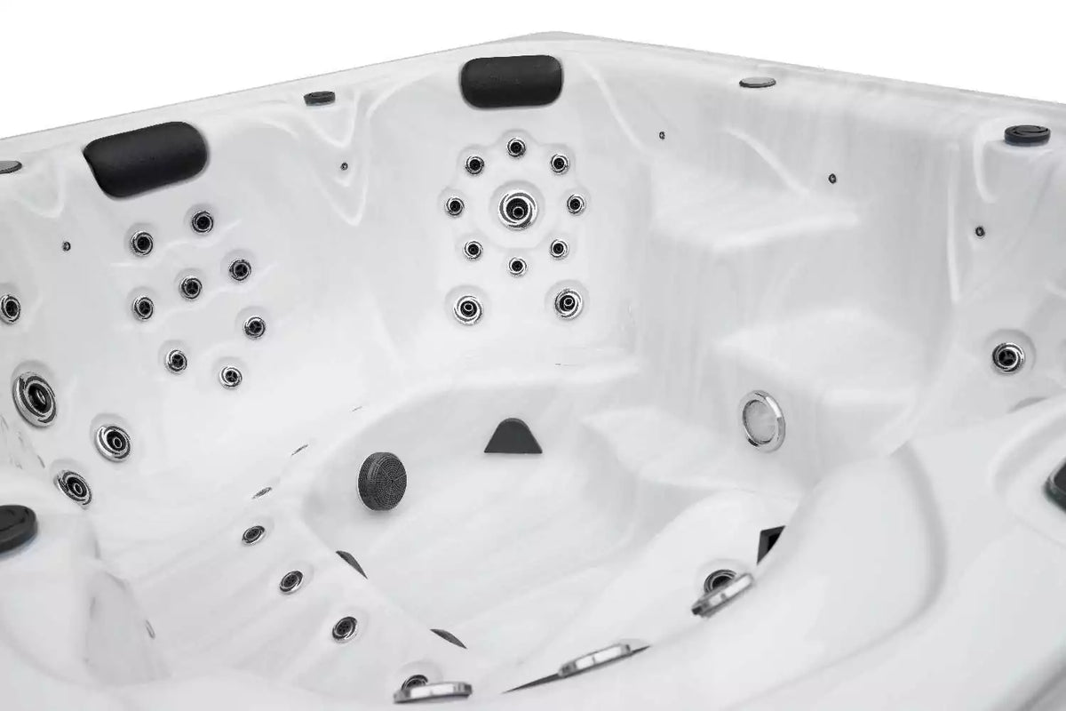 Swim Spa VALHALLA 580 × 230 × 130 cm