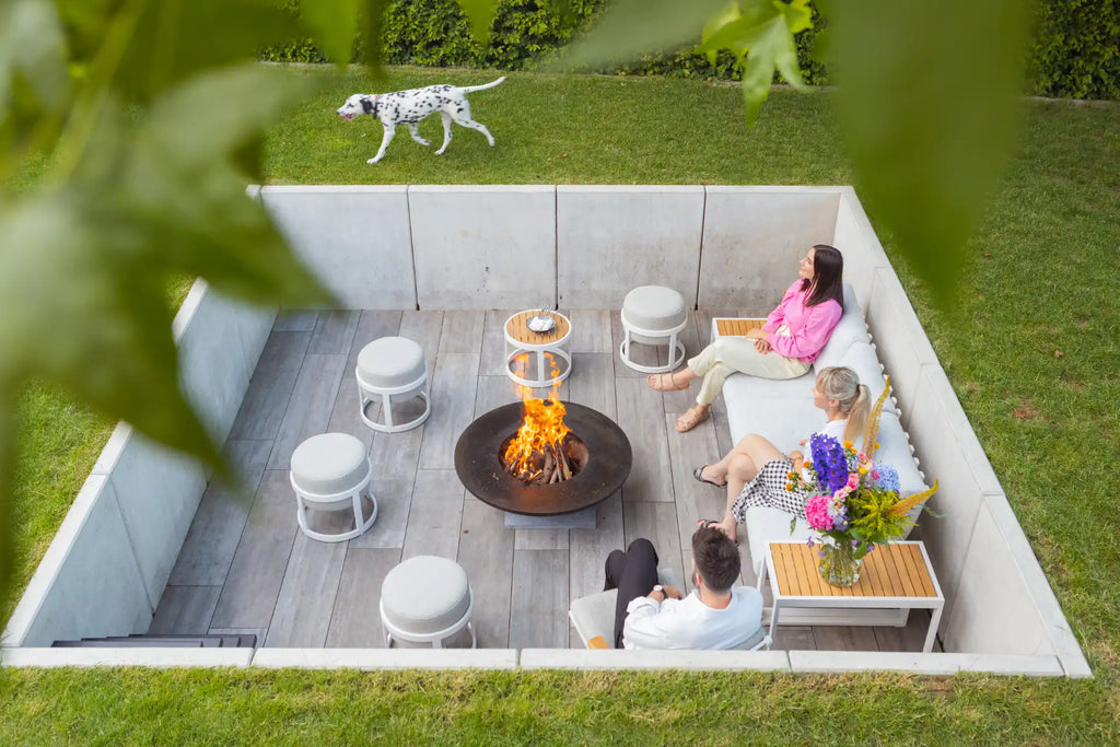 STAY Compact Bord & 4 Pallar, Stone/Vit aluminium