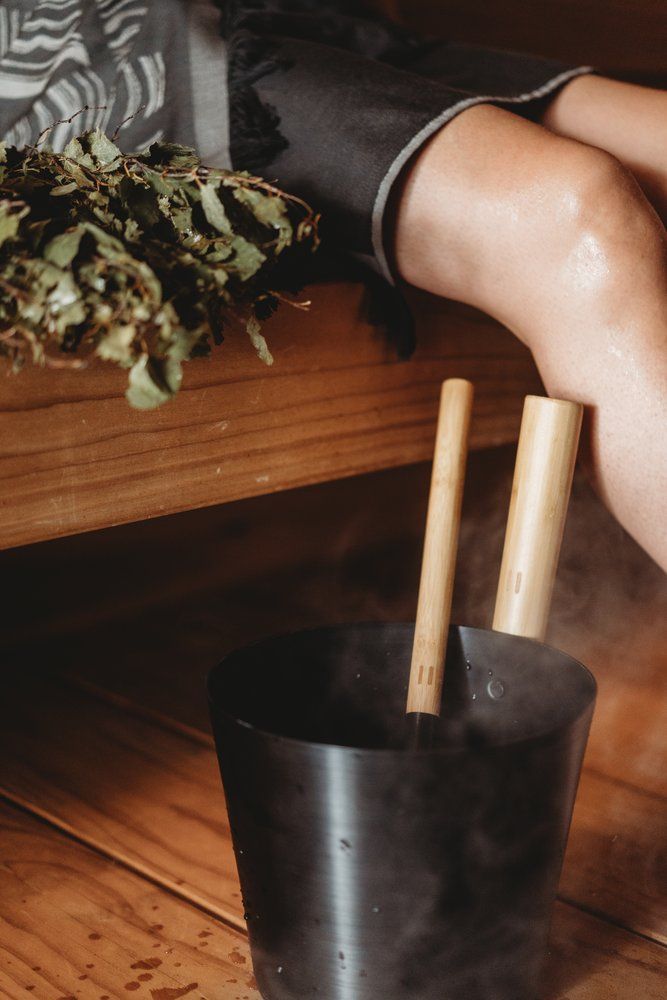 Bastuskopa i Svart Aluminium