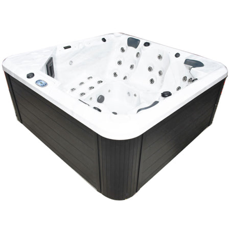 Neptun Tyresö – Black Edition