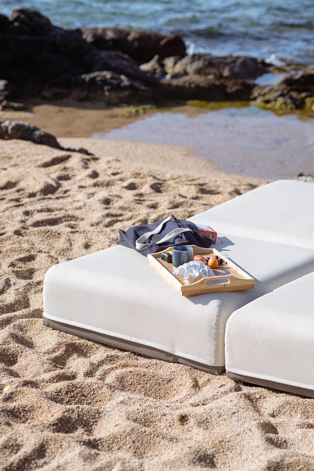 SAND – Modulära utomhuspuffar