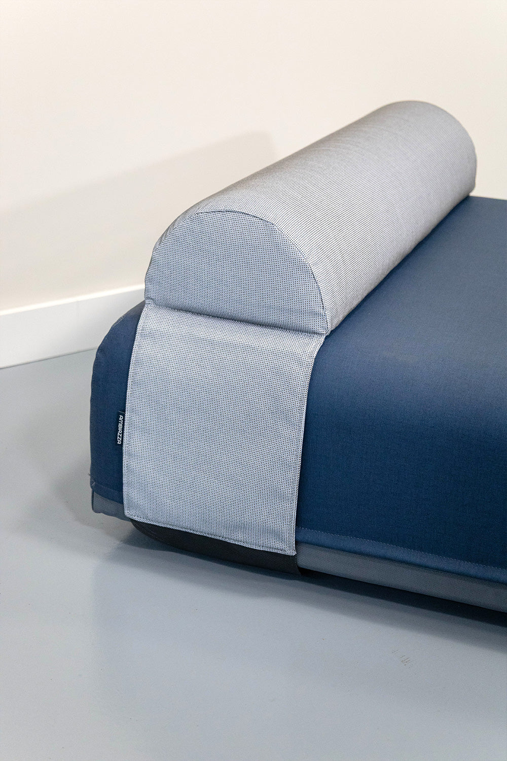 SAND – Modulära utomhuspuffar