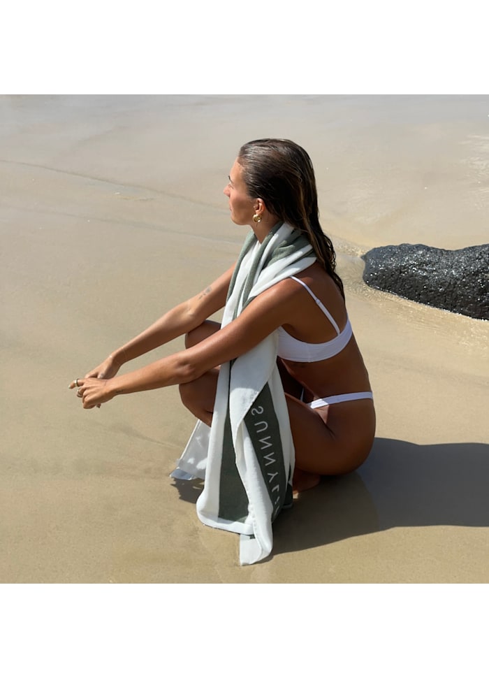 Strandhandduk The Vacay Olive Stripe