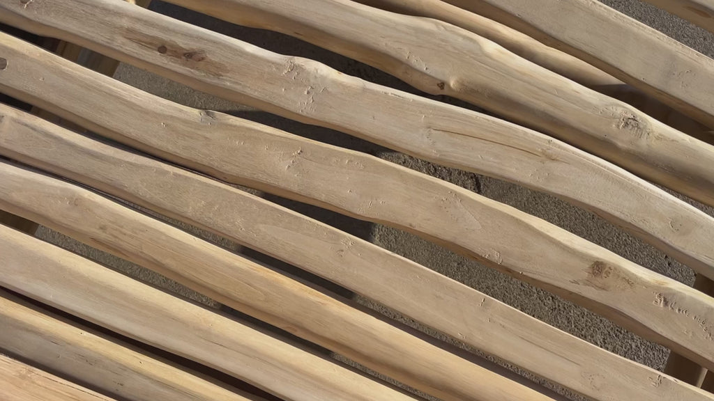 Root litet bord